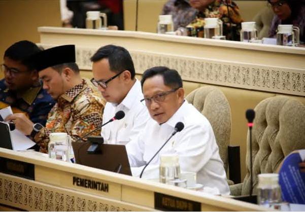 Selesai Dilantik, Mendagri Izinkan Kepala Daerah Mutasi Pejabat